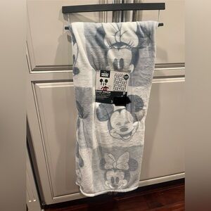 Disney Mickey Minnie Mouse Throw Blanket